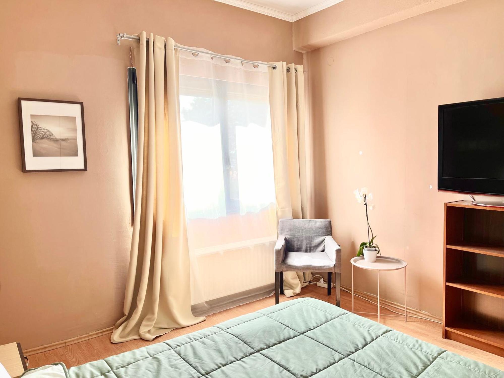 Crystal - Apartment With Garden & Parking Komotini Exteriör bild